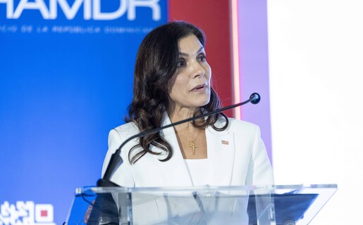 Embajadora de EE. UU. rechaza manipulaci&oacute;n pol&iacute;tica de procesos judiciales tras pol&eacute;mica por visas