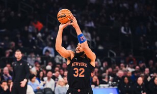 Solo es un juego; pero Karl Towns hizo lo que nadie hab&iacute;a logrado contra V&iacute;ctor Wembanyama