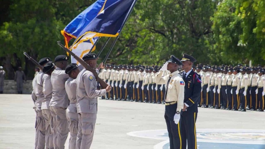 Unos 1,192 nuevos agentes se incorporan a la Polic&iacute;a de Hait&iacute; para combatir a los grupos armados