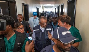 La Uni&oacute;n Africana alerta de m&aacute;s de 1,100 casos sospechosos de &eacute;bola