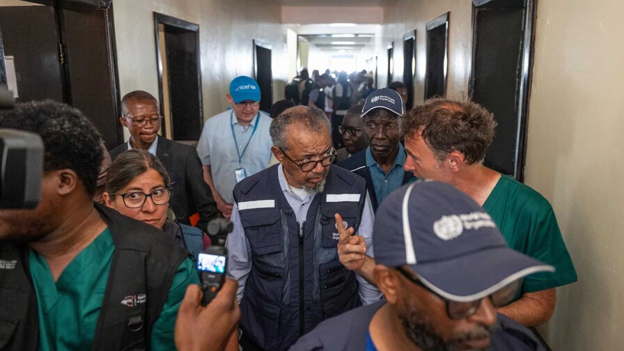 La Uni&oacute;n Africana alerta de m&aacute;s de 1,100 casos sospechosos de &eacute;bola