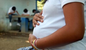 ONG alerta que 3,591 ni&ntilde;as y adolescentes dieron a luz en Paraguay en 2025