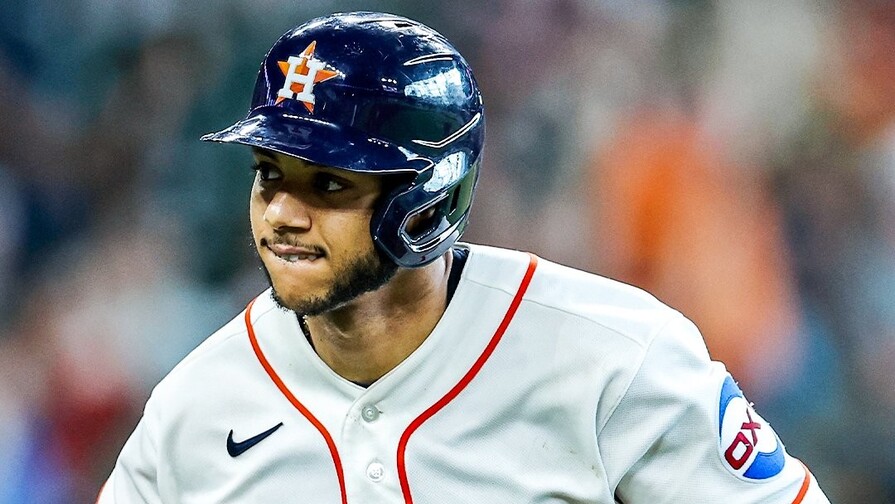 Jeremy Peña dispara su tercer jonrón en cinco juegos y Astros superan a los Cerveceros Jeremy Peña dispara su tercer jonrón en cinco juegos y Astros superan a los Cerveceros