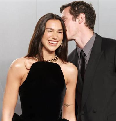 Dua Lipa y Callum Turner: as&iacute; fue su &iacute;ntima boda civil en Londres