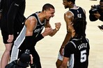 Wemby y los Spurs terminan con el reinado del Thunder y clasifican a las finales de la NBA