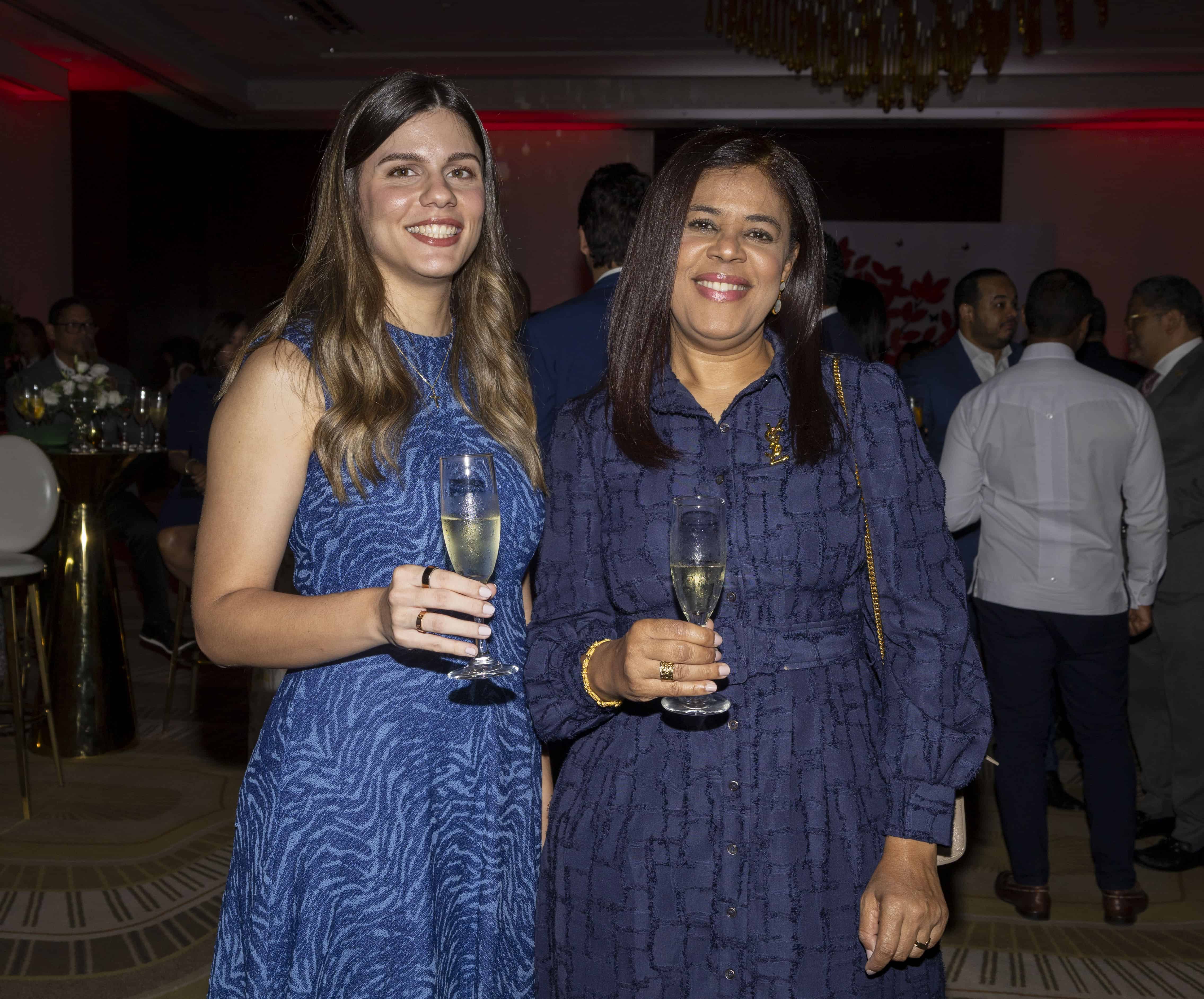 Daniella Pagés y Carmen Rodríguez.