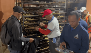 Cierran panader&iacute;a en Dajab&oacute;n tras denuncias de insalubridad