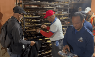 Cierran panader&iacute;a en Dajab&oacute;n tras denuncias de insalubridad