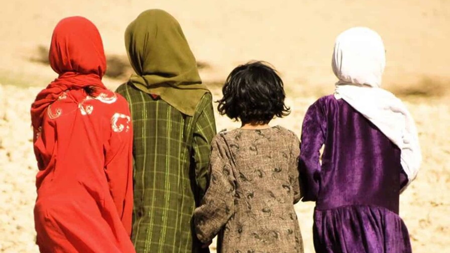 El Comité de la ONU condena el decreto que legítima el matrimonio infantil en Afganistán El Comité de la ONU condena el decreto que legítima el matrimonio infantil en Afganistán