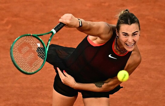 Sabalenka gana a Osaka y avanza a cuartos de final de Roland Garros