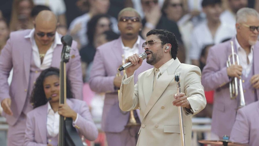 Bad Bunny y su impacto en la cultura puertorriqueña durante la Feria del Libro Bad Bunny y su impacto en la cultura puertorriqueña durante la Feria del Libro
