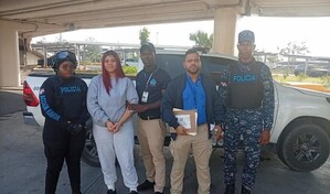Deportan desde Estados Unidos a dominicana buscada desde 2022 por homicidio en Villa Altagracia