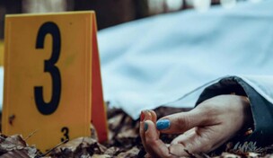 "Revisar el tel&eacute;fono no es amor": se&ntilde;ales de violencia que los medios deben explicar
