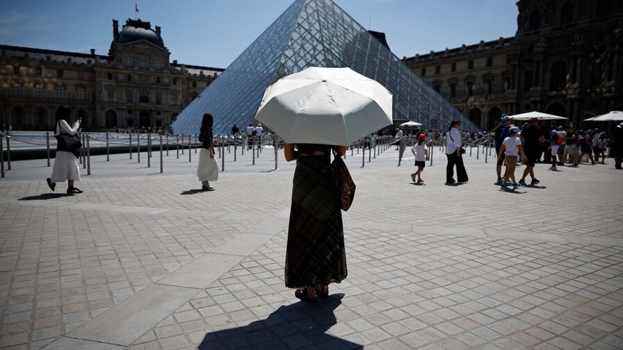 Francia pone 26 departamentos en alerta naranja por la ola de calor