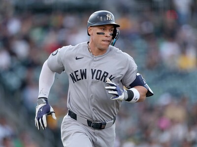 Yankees regresan a postemporada tras remontada; Judge da jonrón