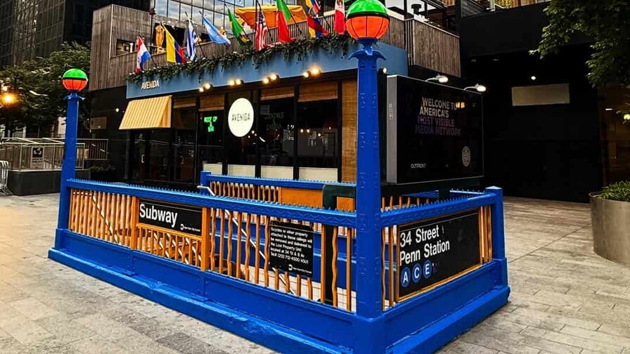 Estación del metro de Nueva York se viste de los Knicks antes de las finales de la NBA Estación del metro de Nueva York se viste de los Knicks antes de las finales de la NBA