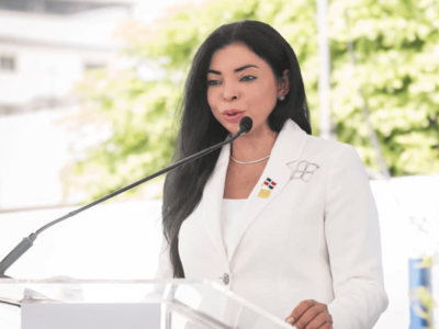 Yeni Berenice se pronuncia sobre no ha lugar a exministros
