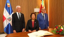 La presidenta de Surinam propone alianza con RD ante vulnerabilidad clim&aacute;tica