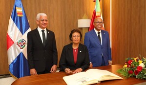 La presidenta de Surinam propone alianza con RD ante vulnerabilidad clim&aacute;tica
