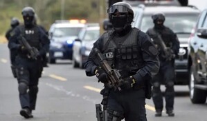 Amplio despliegue policial en Panam&aacute; para capturar a decenas de reos fugados de una c&aacute;rcel