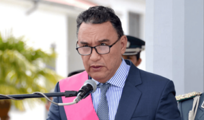 Renuncia ministro de Defensa de Bolivia tras un mes de protestas