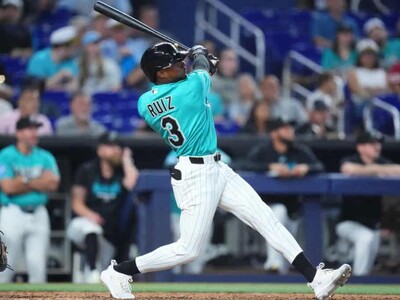 El bate de Esteury Ruiz ayuda a la victoria de Miami