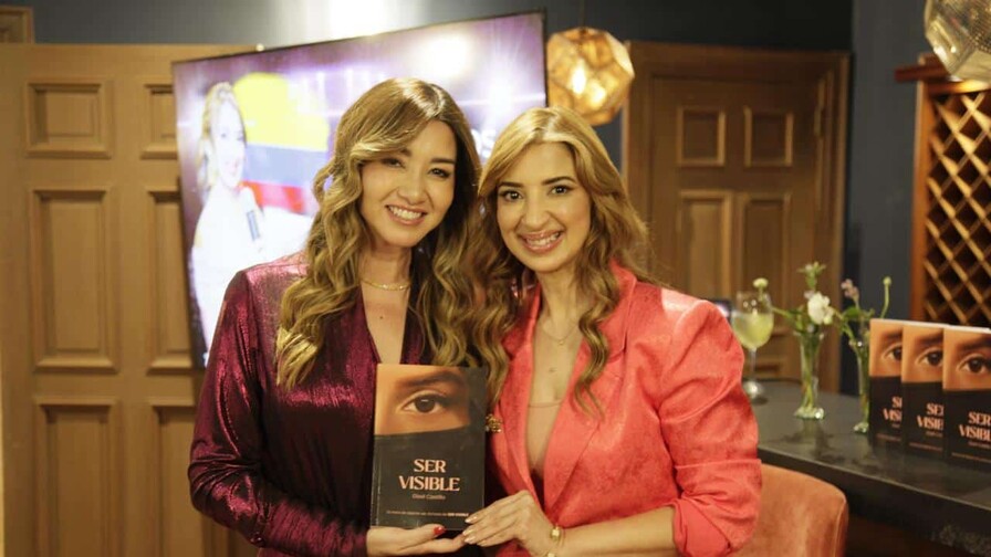 Gisel Castillo presenta su libro Ser visible en Bogot&aacute; como parte de gira internacional