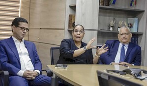 "Si hay una v&iacute;ctima, esa es Gonzalo Castillo", afirman los abogados del exministro