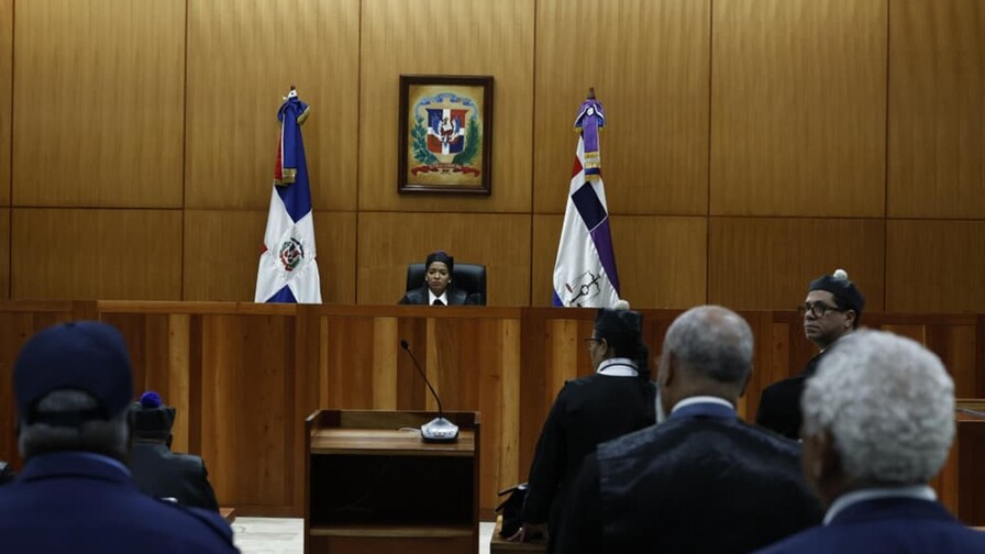 Aunque excluye a Gonzalo Castillo y Jos&eacute; Ram&oacute;n Peralta, tribunal envi&oacute; a juicio a 35 acusados