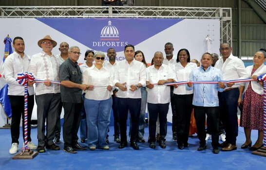 Miderec entrega remozado multiuso de Consuelo tras inversi&oacute;n superior a RD$22 millones