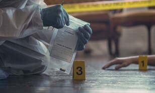 Los entre l&iacute;neas de un crimen cometido por tres menores y un velorio a donde no lleg&oacute; el cad&aacute;ver