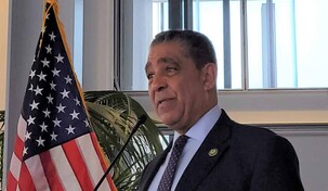 Espaillat vota a favor de medida que busca frenar participaci&oacute;n de EE. UU. en guerra con Ir&aacute;n