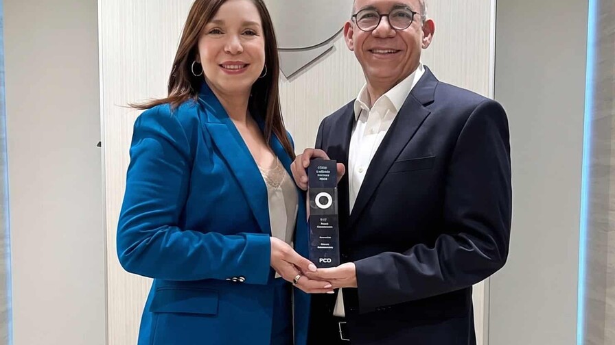 Banco Santa Cruz gana premio FICO por su innovaci&oacute;n en gesti&oacute;n de riesgos