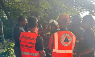 Defensa Civil recupera el cuerpo de un joven en un canal de Santiago