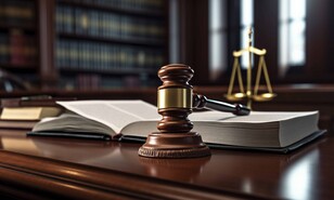 Tan peligroso para un pa&iacute;s: la falta de leyes como la sobreabundancia legislativa