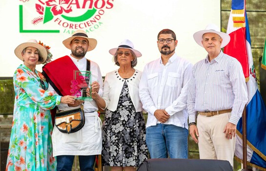 Inauguran la 15.&ordf; edici&oacute;n del Festival de las Flores de Jarabacoa con el auspicio del Mitur