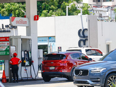 Congelan el precio de los principales combustibles