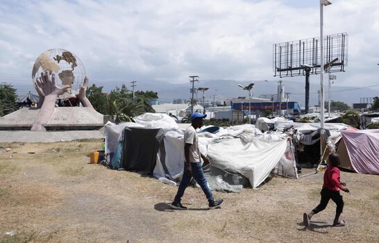 El desplazamiento interno en Hait&iacute; se extiende fuera de la capital y afecta a 1.5 millones