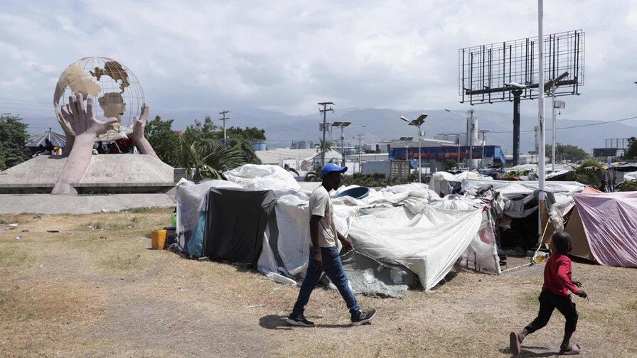 El desplazamiento interno en Haití se extiende fuera de la capital y afecta a 1.5 millones
