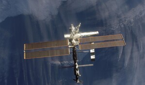 La NASA prepara a la tripulaci&oacute;n de la EEI para una posible evacuaci&oacute;n ante una fuga de aire