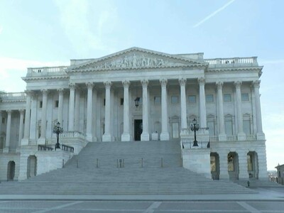 Ofensiva migratoria de Trump recibe impulso del Senado de EE. UU.