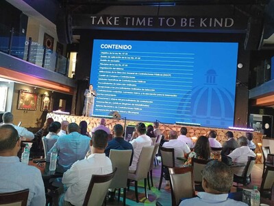 Conversatorio en Punta Cana analiza la nueva Ley de Contrata