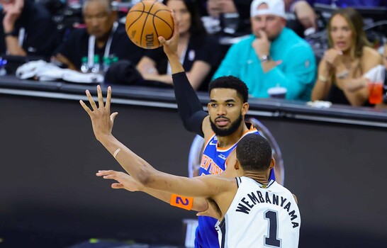 Los Knicks ganan 105-104 a Spurs y avanzan 2-0 en la final de la NBA; Towns anota 21 puntos