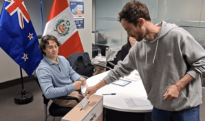 La segunda vuelta de las elecciones presidenciales en Per&uacute; comienza en Nueva Zelanda