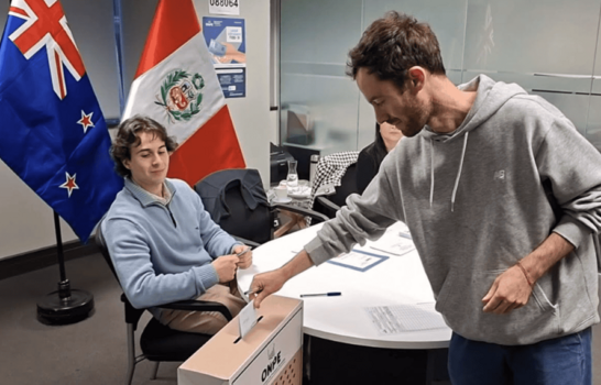 La segunda vuelta de las elecciones presidenciales en Per&uacute; comienza en Nueva Zelanda