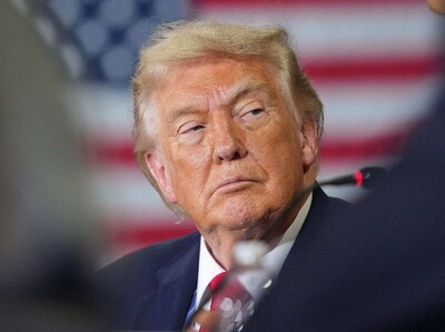 Trump descarta retirar tropas de Irán hasta lograr "completa
