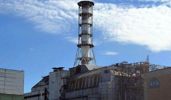 Ucrania afirma que el ataque con drones rusos contra Chern&oacute;bil da&ntilde;&oacute; un edificio del OIEA