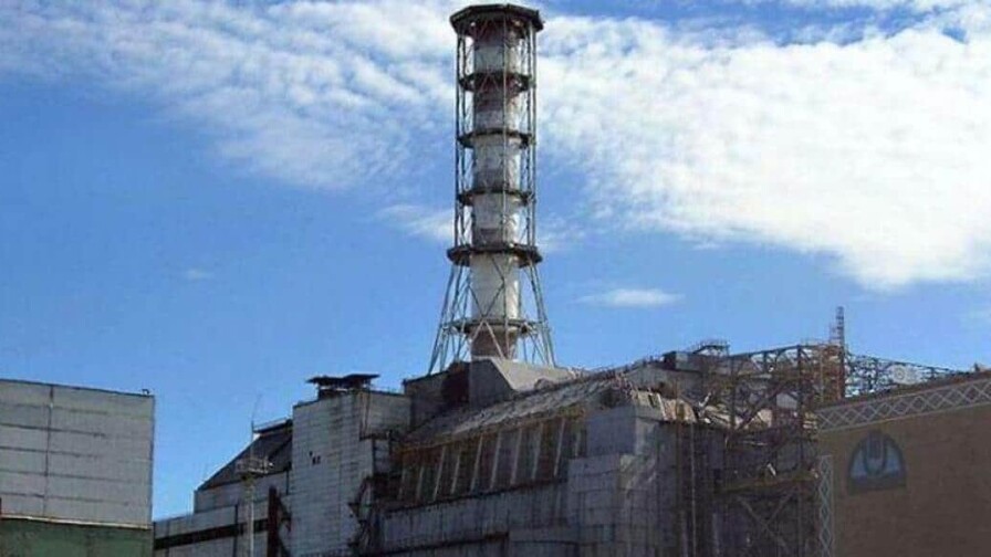 Ucrania afirma que el ataque con drones rusos contra Chernóbil dañó un edificio del OIEA Ucrania afirma que el ataque con drones rusos contra Chernóbil dañó un edificio del OIEA