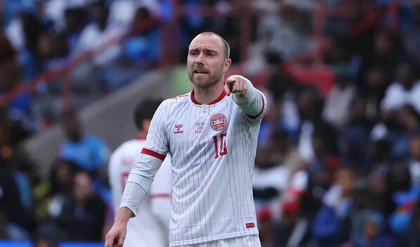 El dan&eacute;s Eriksen da gran susto al desplomarse en amistoso ante Ucrania