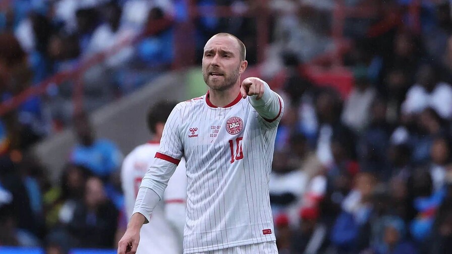 El dan&eacute;s Eriksen da gran susto al desplomarse en amistoso ante Ucrania